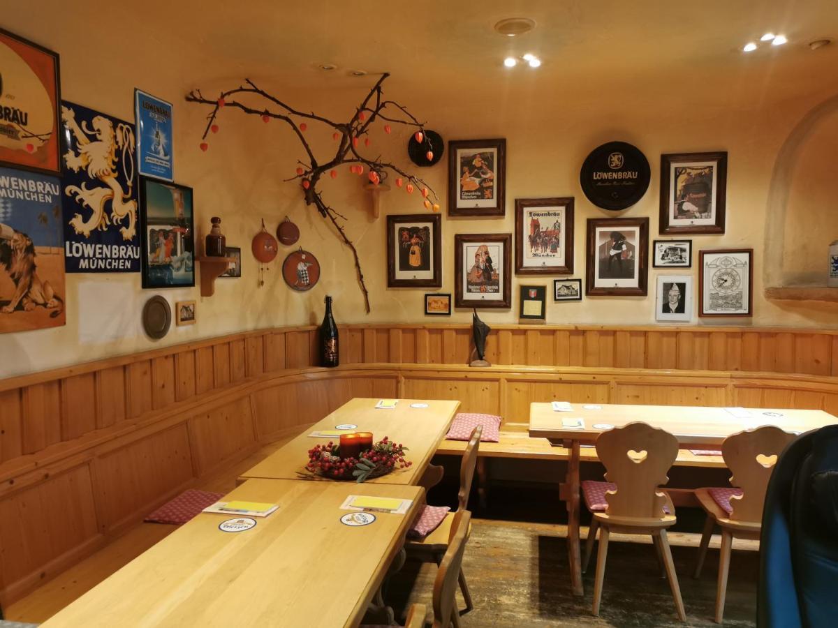 Hotel Deutsches Haus บัดบรึคเคนเนา ภายนอก รูปภาพ